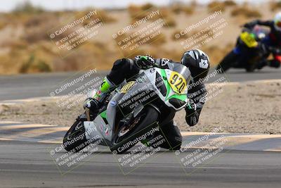 media/Feb-27-2022-CVMA (Sun) [[a3977b6969]]/Race 6 500 Supersport-350 Supersport (Holeshot)/